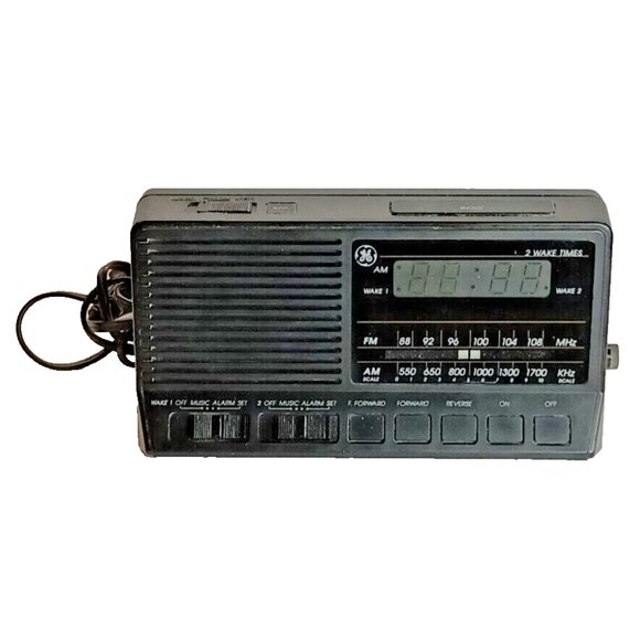 Vintage GE Alarm Clock AM/FM Radio Model 7-4648B - Picture 2 of 5